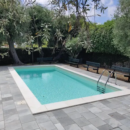 Residenza Il Poggio * سان بارتولومِيو آل ما