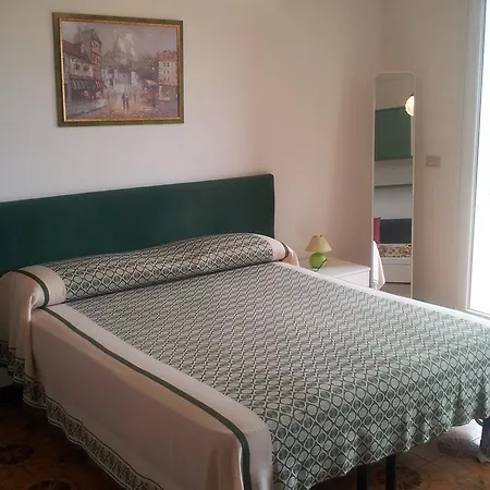 아파트 Residenza Il Poggio 산토바르톨로메오알마레