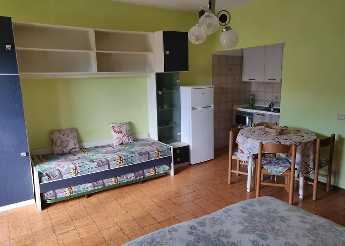 Lägenhet Residenza Il Poggio San Bartolomeo Al Mare