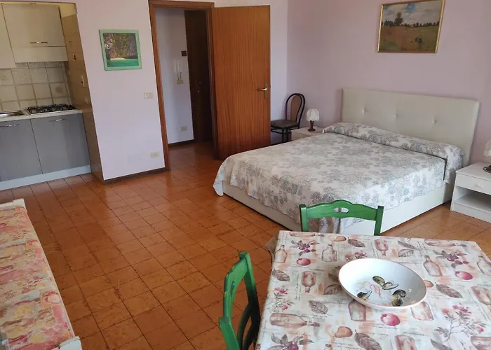 Lägenhet Residenza Il Poggio San Bartolomeo Al Mare
